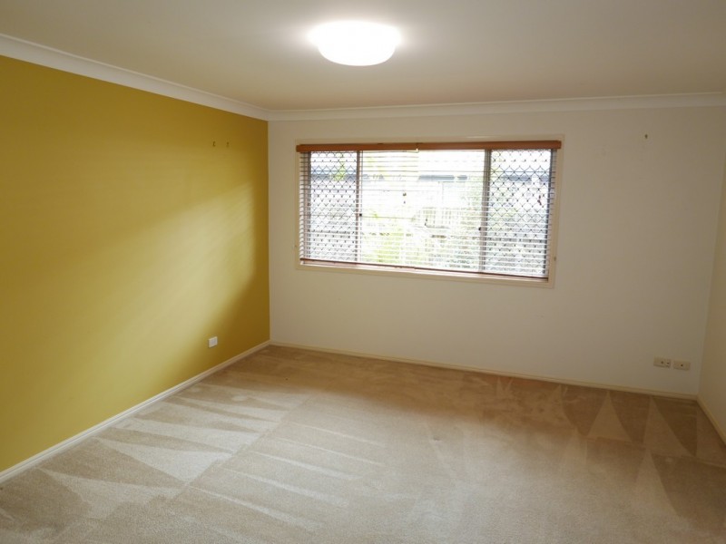 10 Eastcourt Lane, Sunnybank Hills QLD 4109