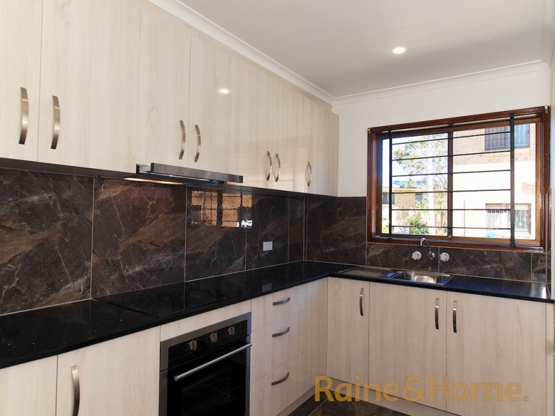 14/66 Railway Parade, Woodridge QLD 4114