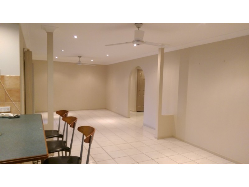 15 Benjamin Court, Cleveland QLD 4163