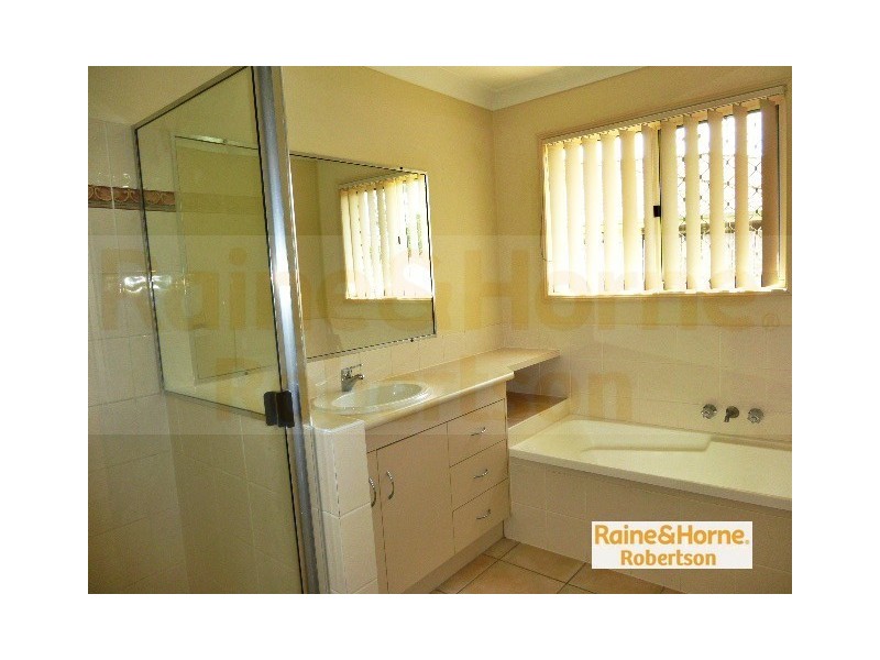 8 Panama Court, Kuraby QLD 4112