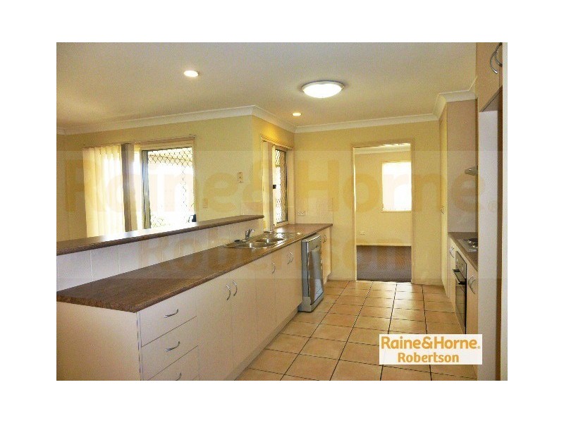 8 Panama Court, Kuraby QLD 4112