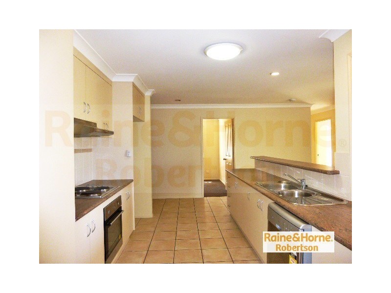 8 Panama Court, Kuraby QLD 4112