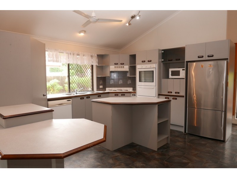 57 Shelley Street, Sunnybank QLD 4109