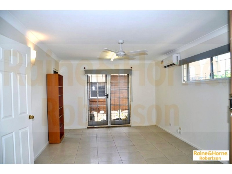 414 Mains Road, Macgregor QLD 4109