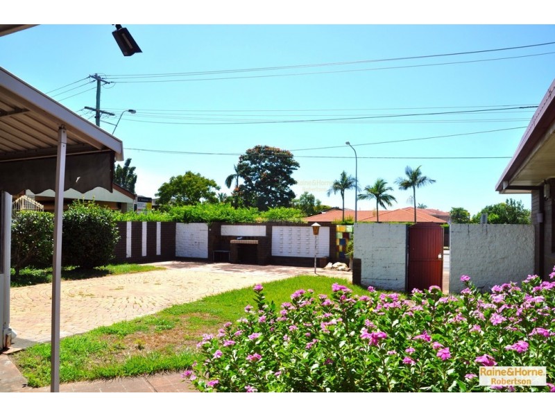 414 Mains Road, Macgregor QLD 4109