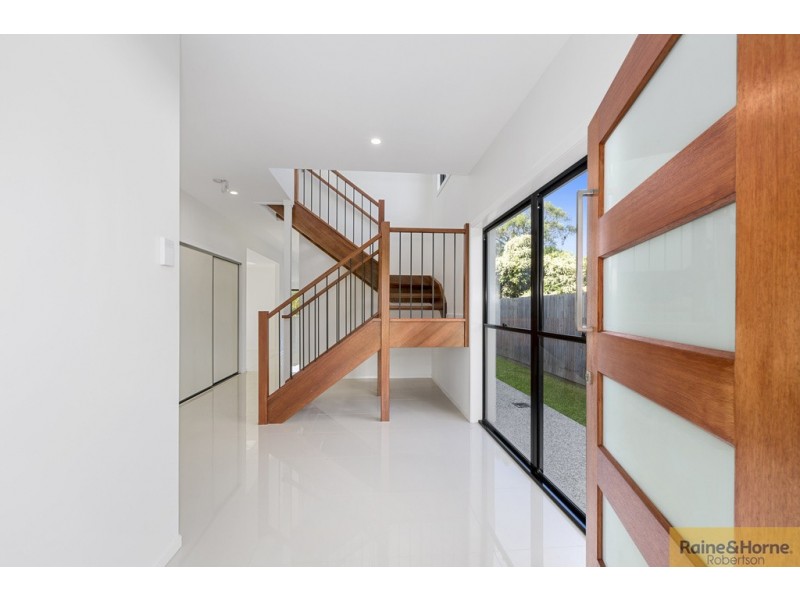 11 Pear Street, Runcorn QLD 4113