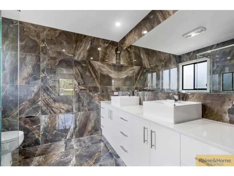 11 Pear Street, Runcorn QLD 4113