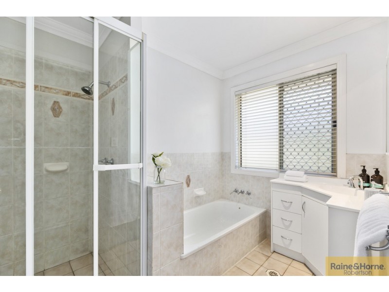 32 Paddington Crescent, Stretton QLD 4116