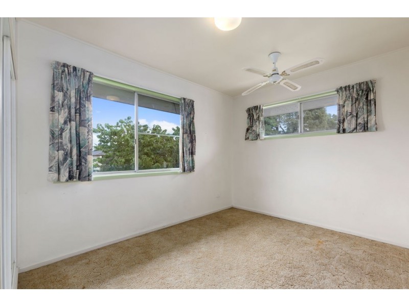 10 Epsom Street, Macgregor QLD 4109