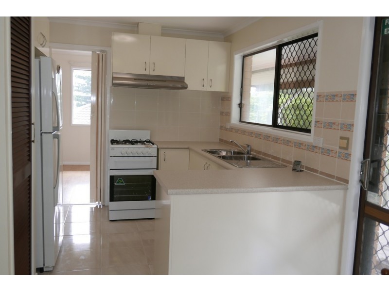 11 Benaud Street, Macgregor QLD 4109