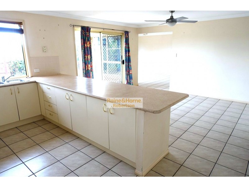 80 Chalk Street, Wulkuraka QLD 4305