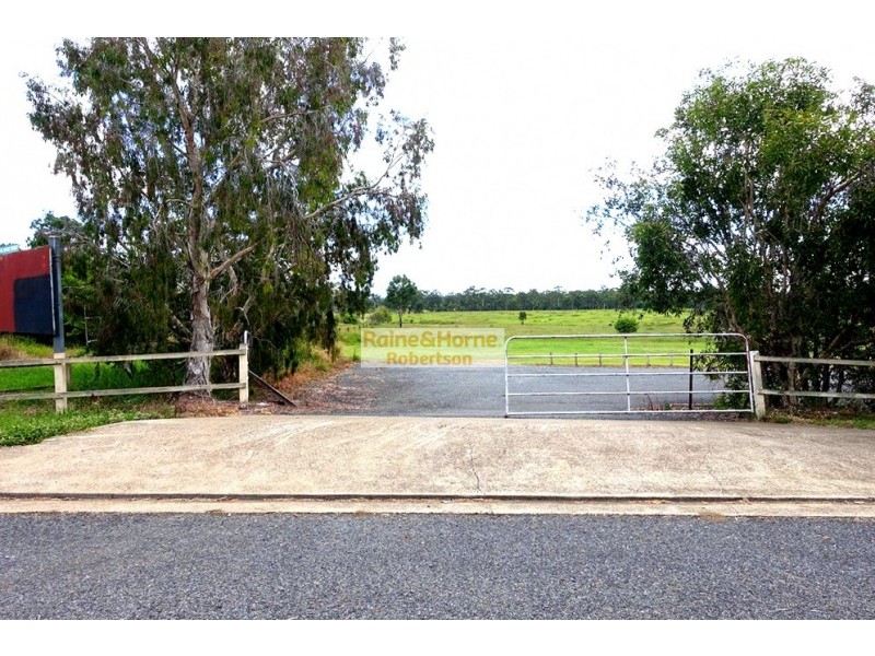 80 Chalk Street, Wulkuraka QLD 4305