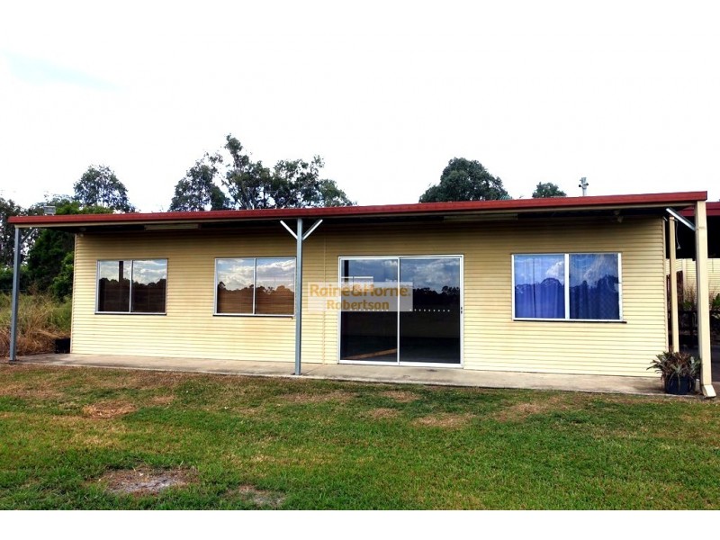 80 Chalk Street, Wulkuraka QLD 4305