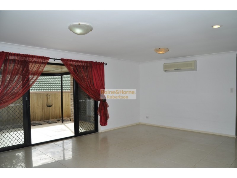 63 Rubicon Crescent, Kuraby QLD 4112