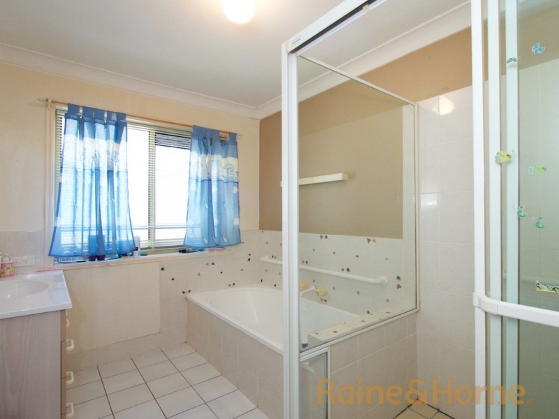 143/3 Bass Street, Woodridge QLD 4114