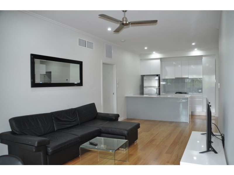 36/200 Sir Fred Schonell Drive, St Lucia QLD 4067