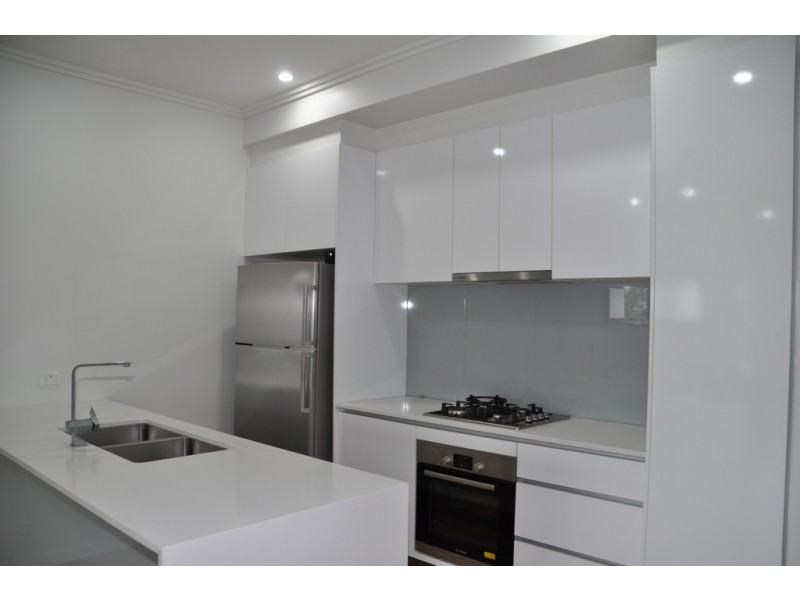 36/200 Sir Fred Schonell Drive, St Lucia QLD 4067