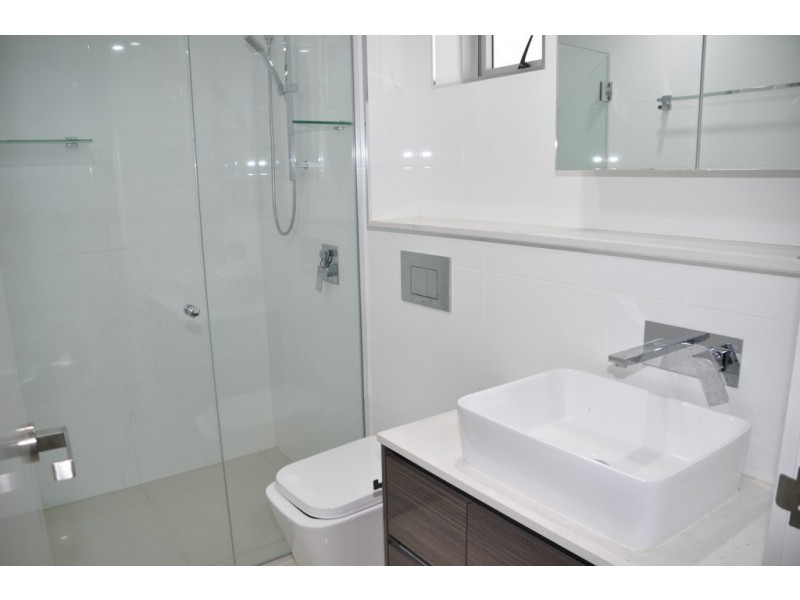 36/200 Sir Fred Schonell Drive, St Lucia QLD 4067