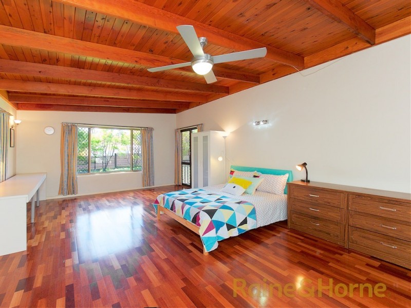 73 Stones Road, Sunnybank Hills QLD 4109