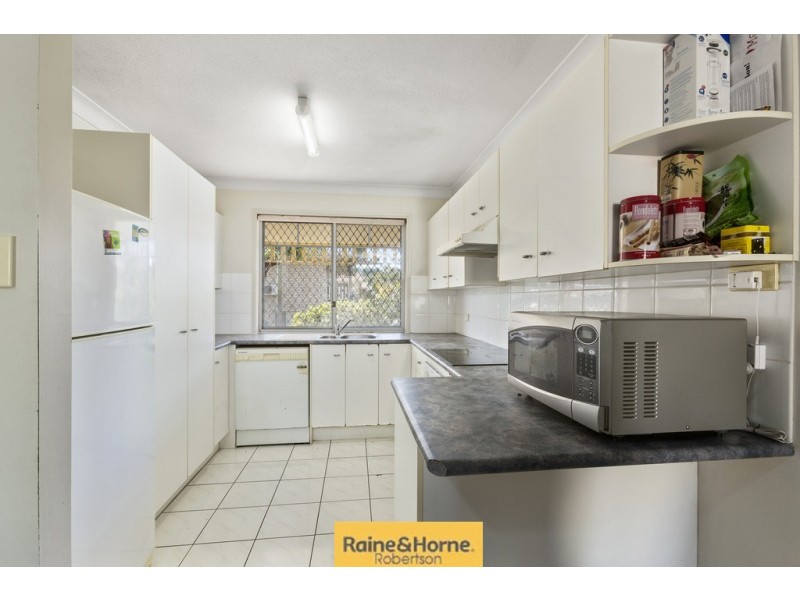 17/9 Lawrence Close, Robertson QLD 4109