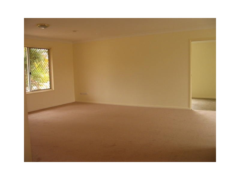 43 Streamview Crescent, Springfield QLD 4300