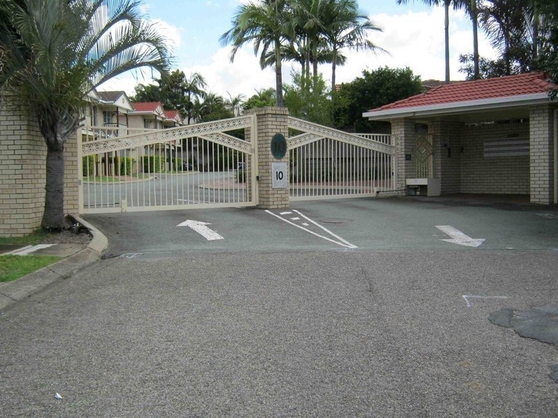 10 Vinal Street, Robertson QLD 4109