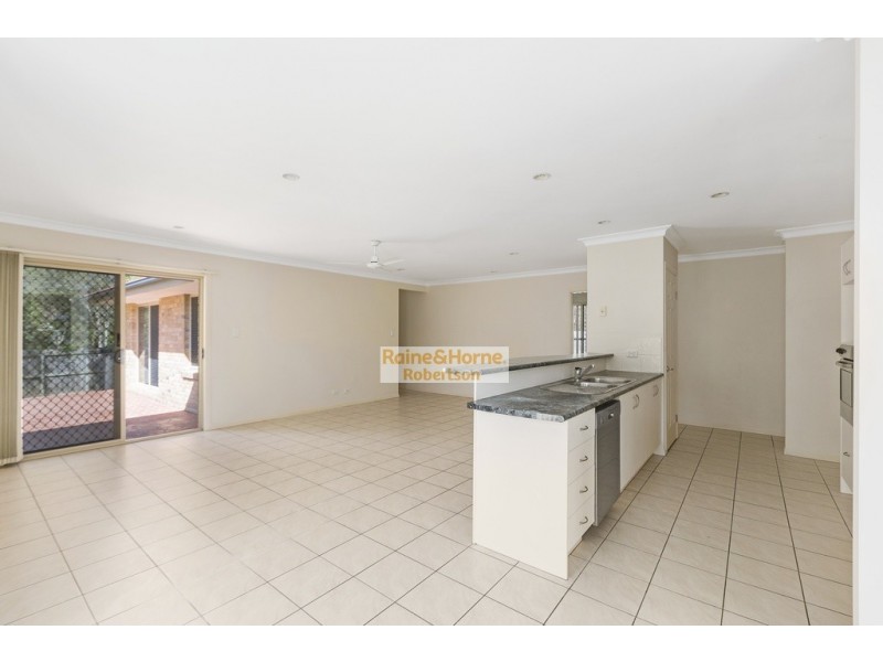 32 Adam Street, Cleveland QLD 4163