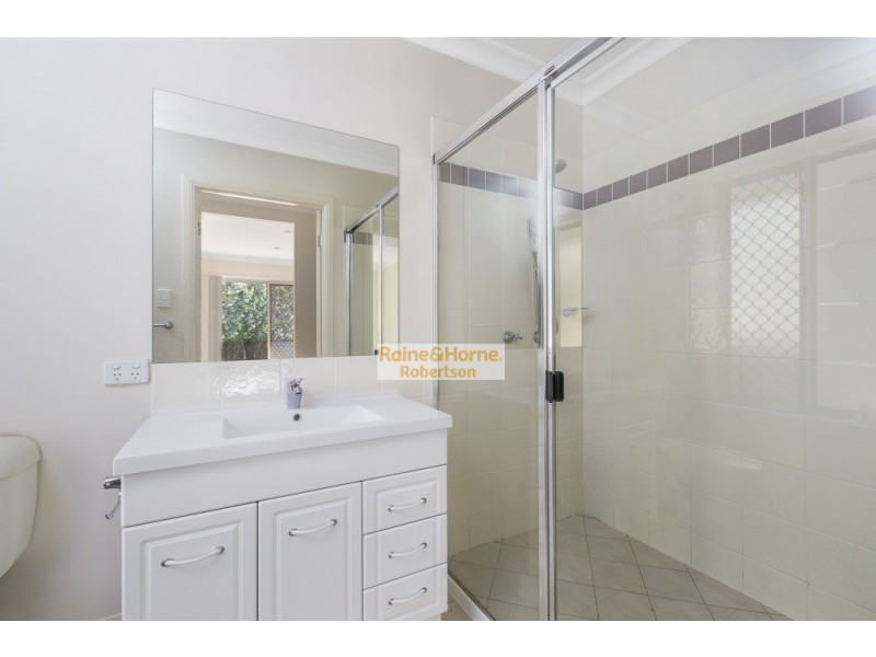 32 Adam Street, Cleveland QLD 4163