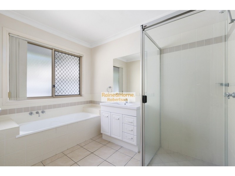 32 Adam Street, Cleveland QLD 4163