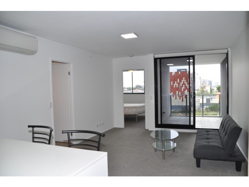 607/9-11 Bowen Bridge Road, Herston QLD 4006