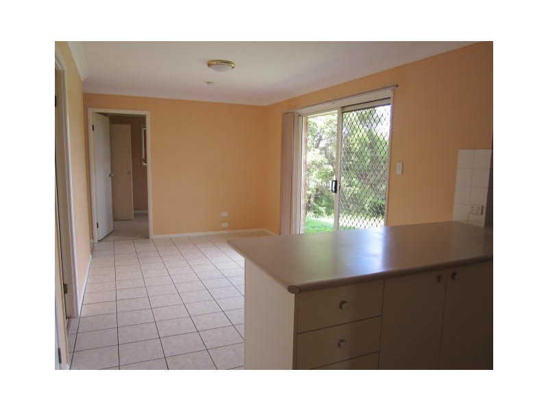 16 Streamview Crescent, Springfield QLD 4300