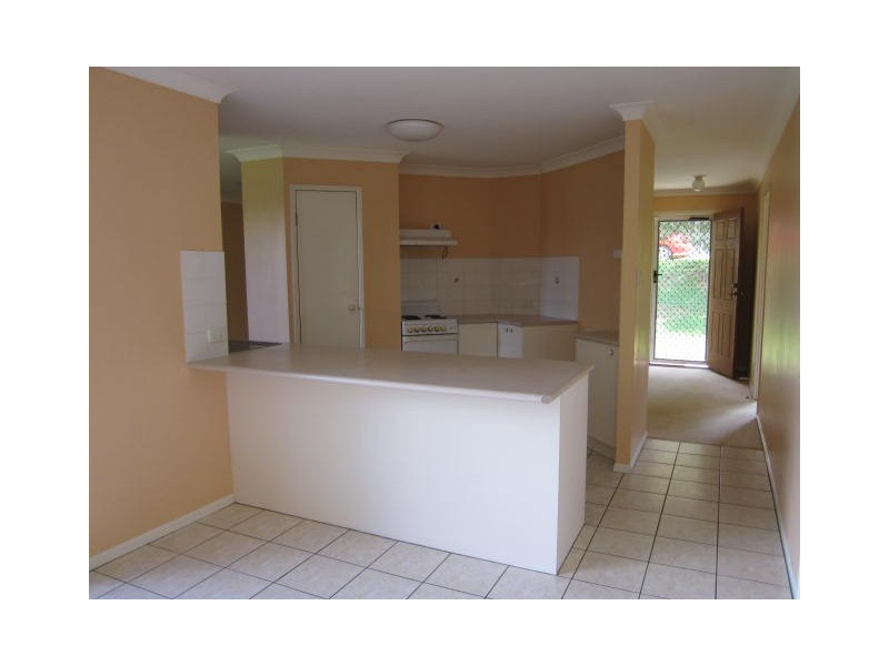 16 Streamview Crescent, Springfield QLD 4300