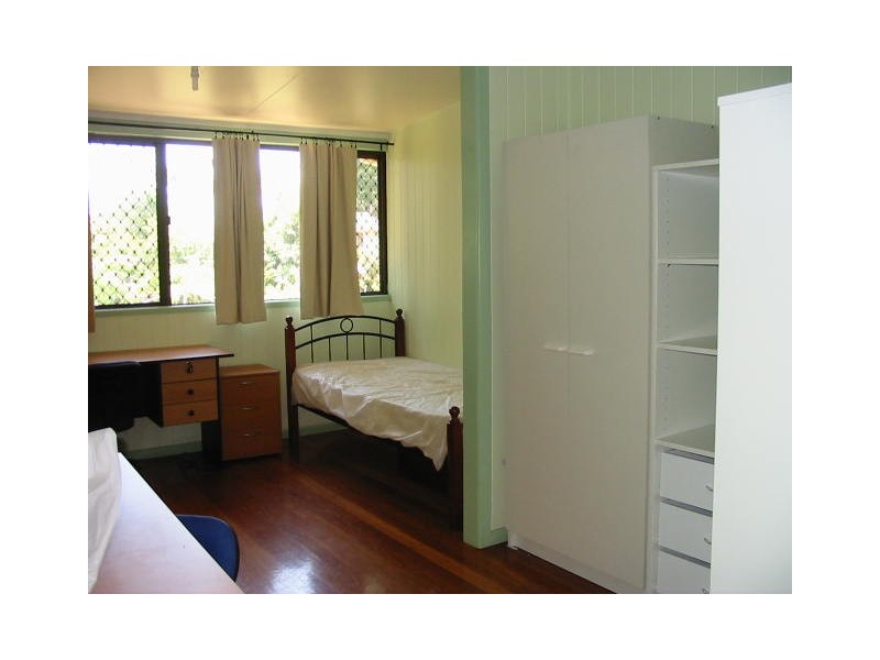 214 Mains Road, Sunnybank QLD 4109