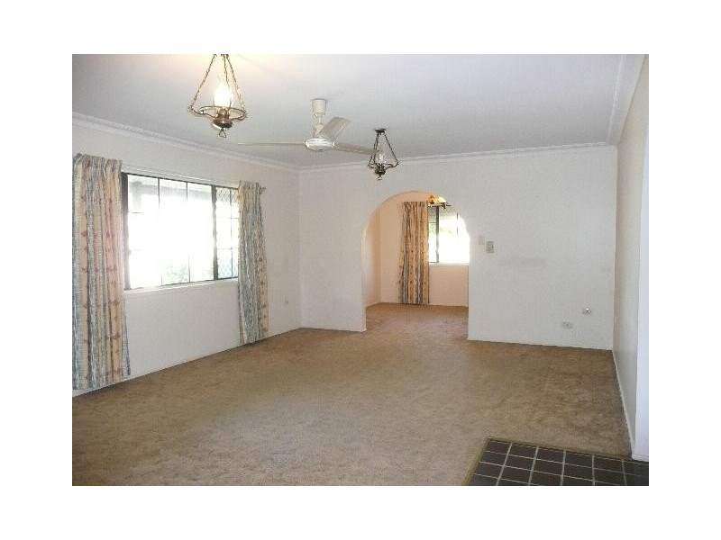 6 Acorus Place, Sunnybank QLD 4109