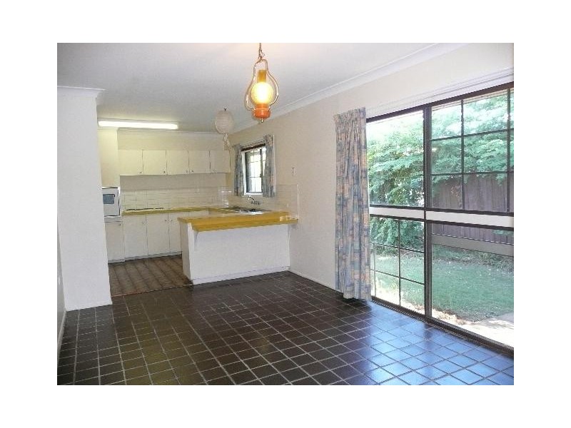 6 Acorus Place, Sunnybank QLD 4109