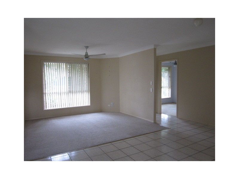 10 Riley Street, Calamvale QLD 4116