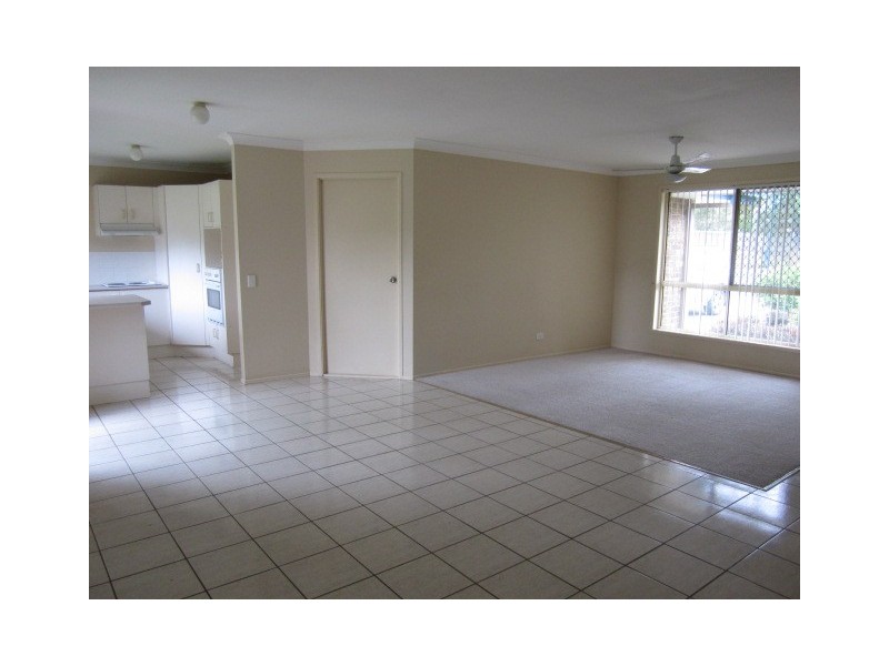 10 Riley Street, Calamvale QLD 4116