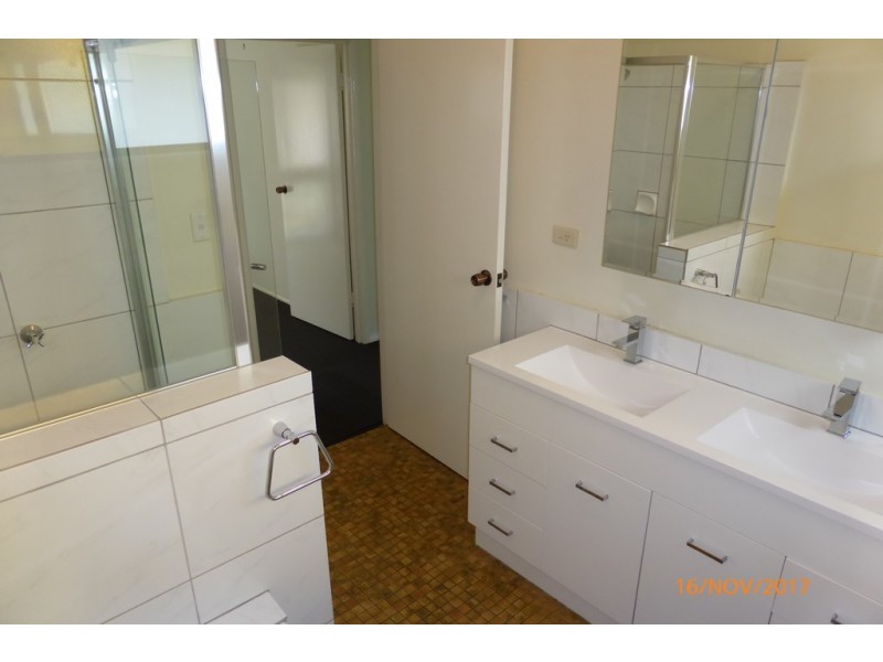 7 Hedina Street, Sunnybank QLD 4109