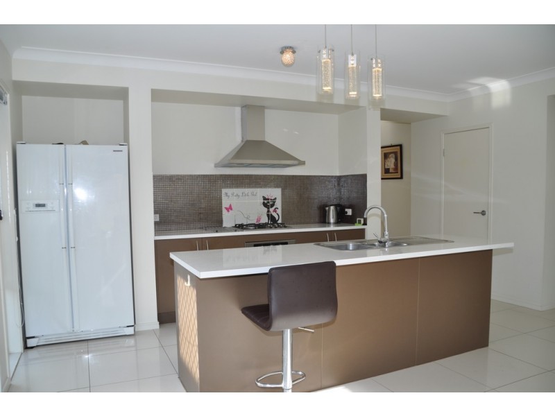 25 Perkins Street, Calamvale QLD 4116