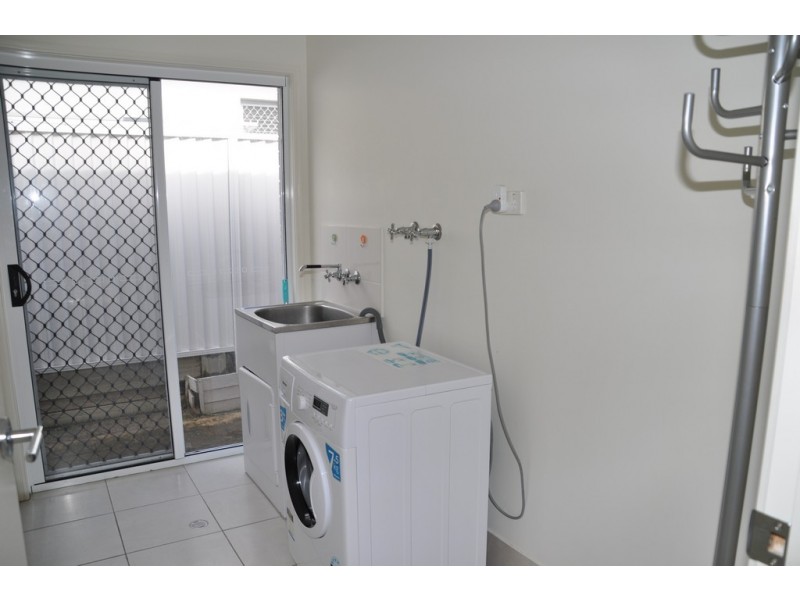 25 Perkins Street, Calamvale QLD 4116