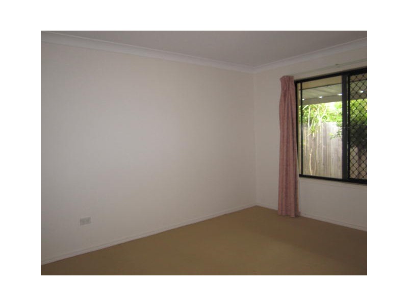 83 Wallum Drive, Parkinson QLD 4115