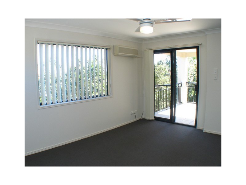 15/588 Musgrave Road, Robertson QLD 4109