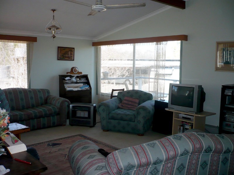 98-110 Tamborine Street, Jimboomba QLD 4280