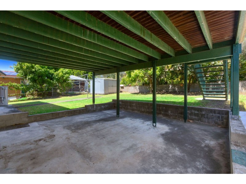 65 Granadilla Street, Macgregor QLD 4109