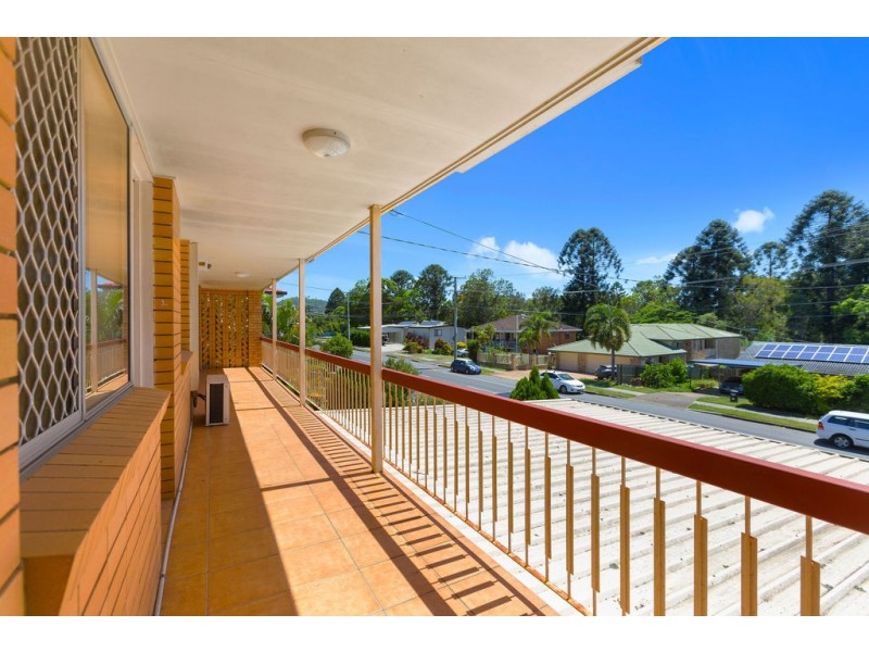 65 Granadilla Street, Macgregor QLD 4109