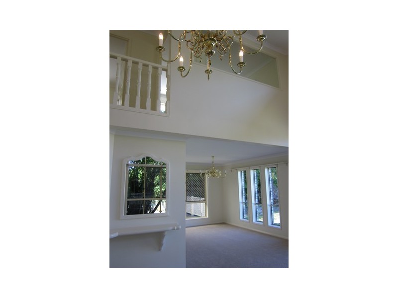 3 Jacaranda Place, Eight Mile Plains QLD 4113