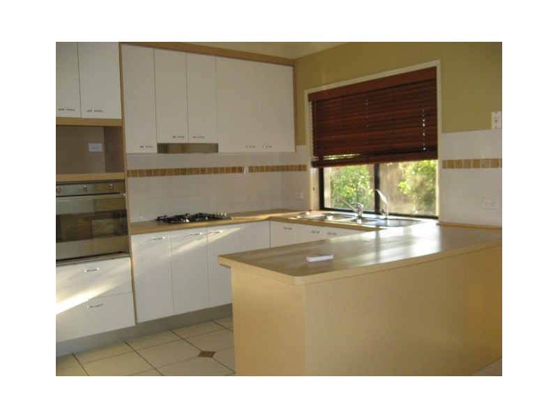 14/588 Musgrave Road, Robertson QLD 4109