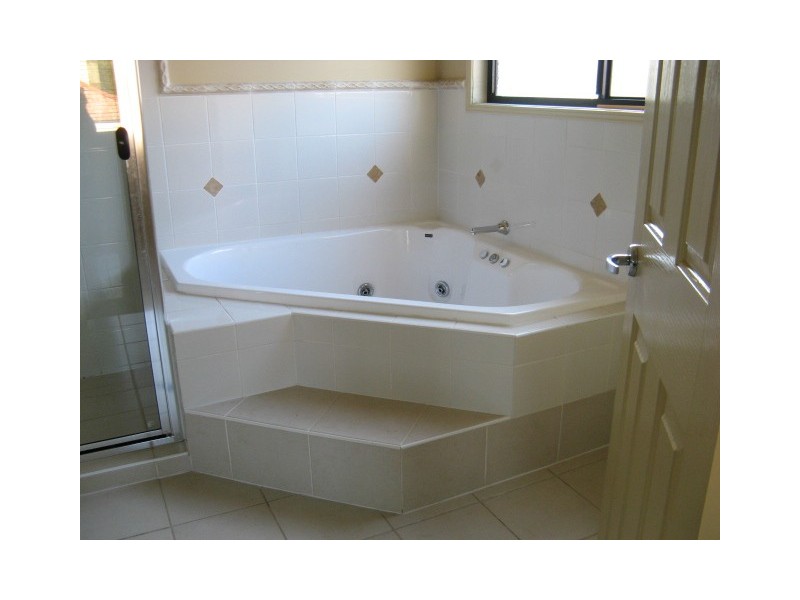 14/588 Musgrave Road, Robertson QLD 4109