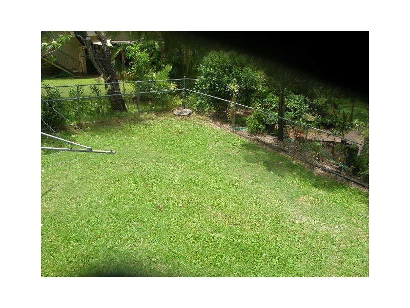 15 Nevern Street, Macgregor QLD 4109