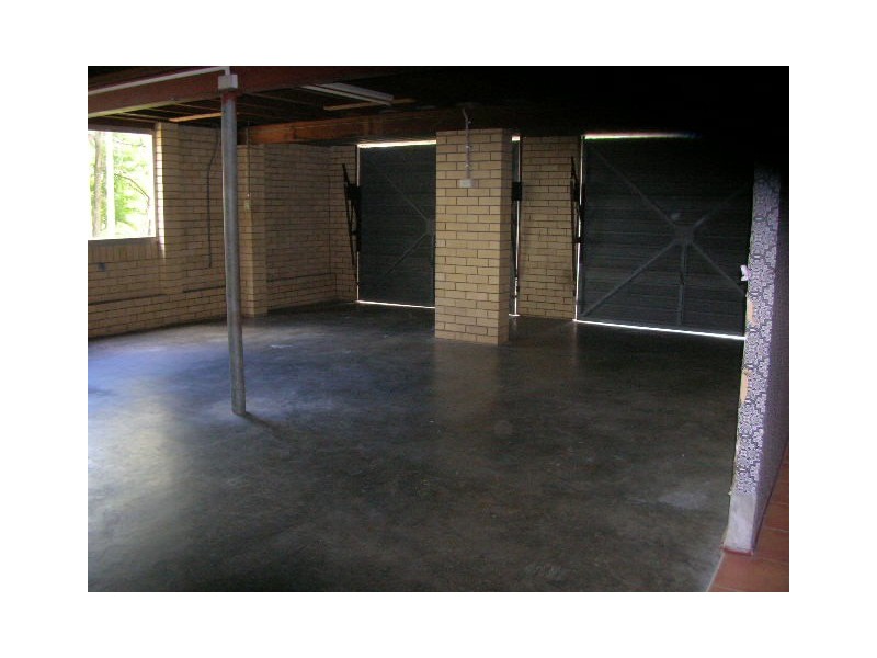 15 Nevern Street, Macgregor QLD 4109